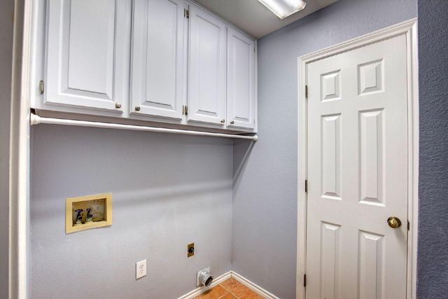 1021 Dominique Drive, Weatherford, TX 76087