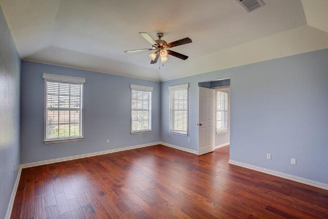 1021 Dominique Drive, Weatherford, TX 76087