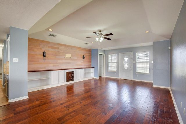 1021 Dominique Drive, Weatherford, TX 76087