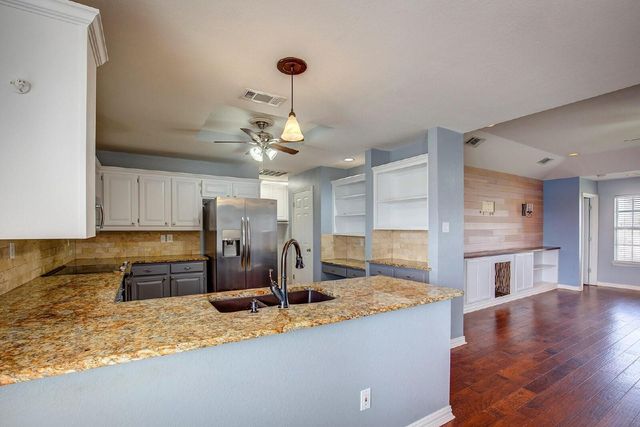 1021 Dominique Drive, Weatherford, TX 76087