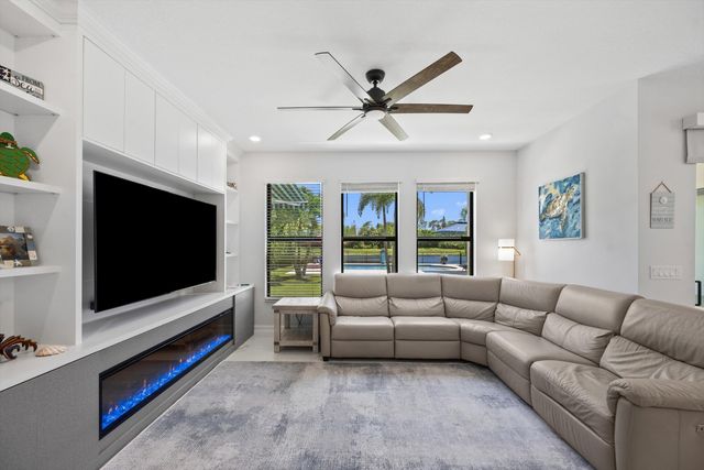 8779 Grand Prix Lane, Boynton Beach, FL 33472
