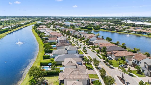 8779 Grand Prix Lane, Boynton Beach, FL 33472