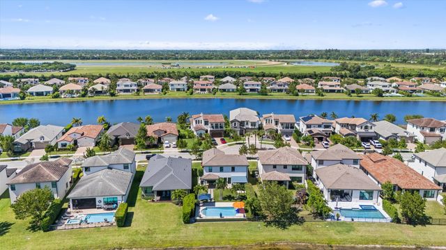 8779 Grand Prix Lane, Boynton Beach, FL 33472