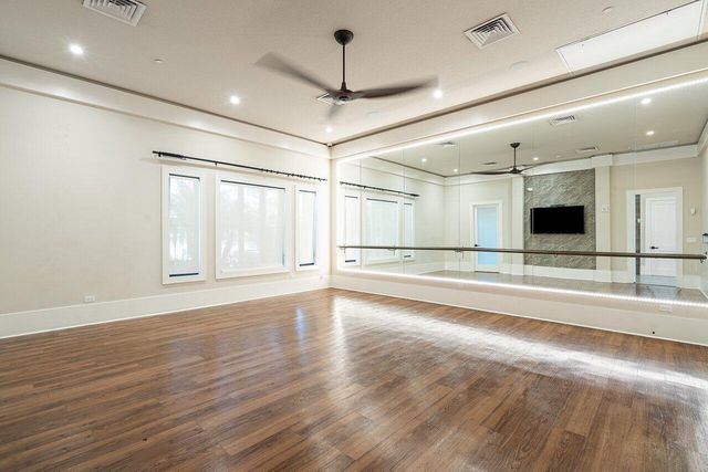 8779 Grand Prix Lane, Boynton Beach, FL 33472