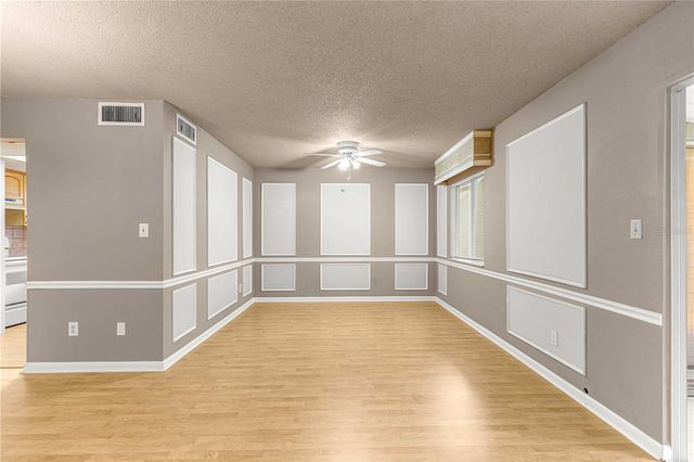 608 FAIRWAYS CIRCLE B, Ocala, FL 34472