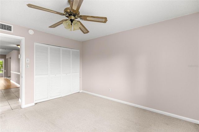 608 FAIRWAYS CIRCLE B, Ocala, FL 34472