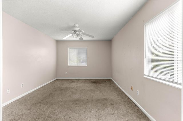 608 FAIRWAYS CIRCLE B, Ocala, FL 34472