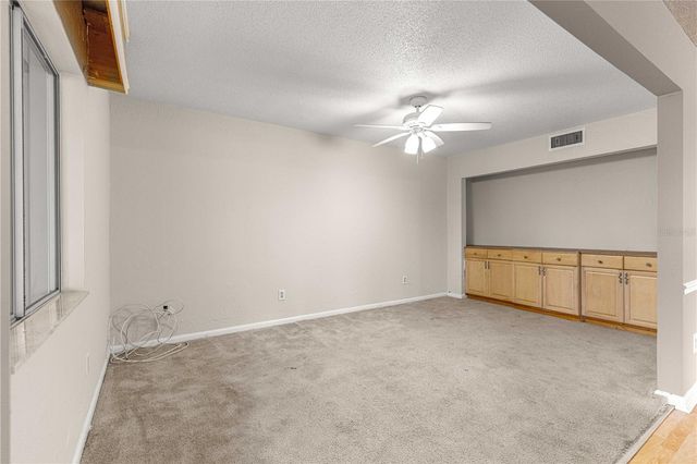 608 FAIRWAYS CIRCLE B, Ocala, FL 34472