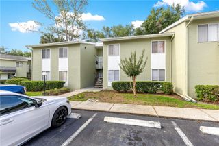 608 FAIRWAYS CIRCLE B, Ocala, FL 34472
