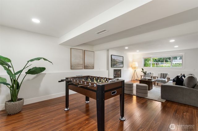 8618 NE 137th Street, Kirkland, WA 98034