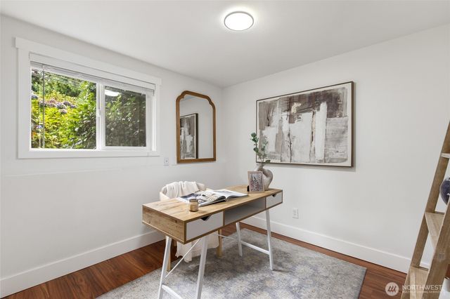 8618 NE 137th Street, Kirkland, WA 98034