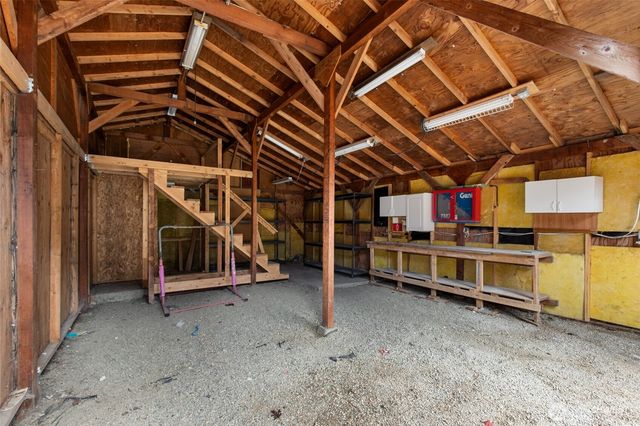 8618 NE 137th Street, Kirkland, WA 98034