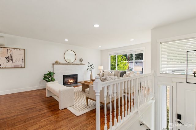 8618 NE 137th Street, Kirkland, WA 98034