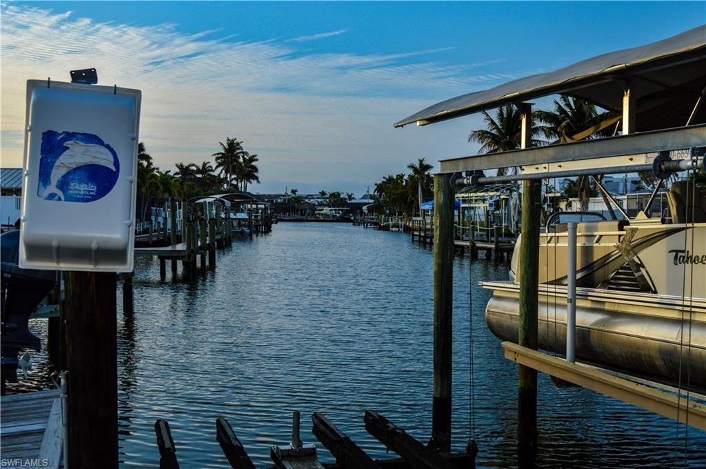 220 Albatross ST, FORT MYERS BEACH, FL 33931 — photo 3