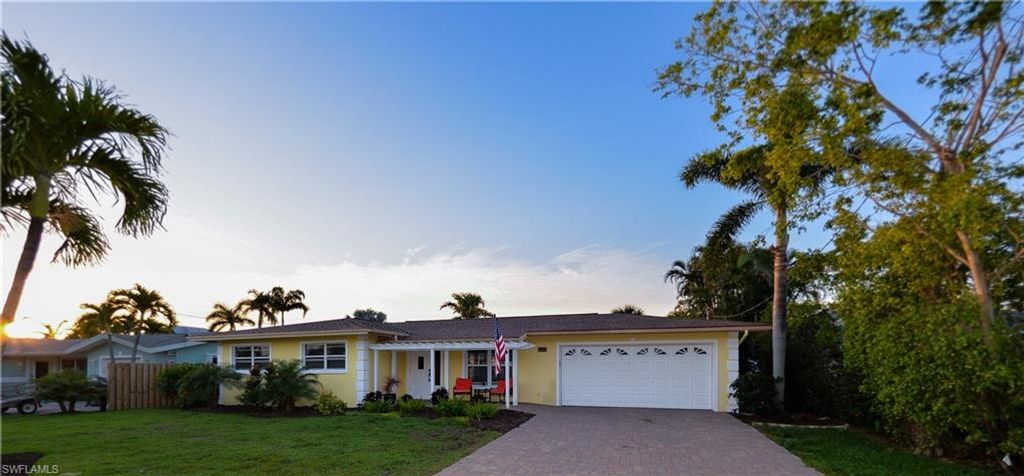 220 Albatross ST, FORT MYERS BEACH, FL 33931 — photo 5