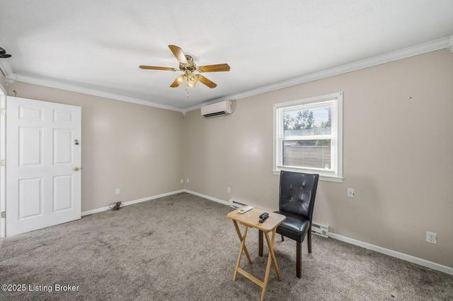 7508 Pimlico Dr, Louisville, KY 40214