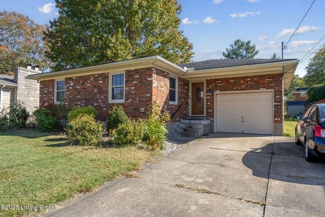7508 Pimlico Dr, Louisville, KY 40214