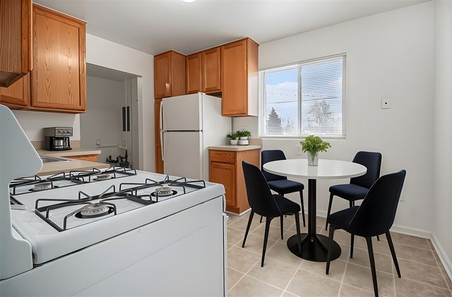 2886 Appleridge Street, Ypsilanti, MI 48198