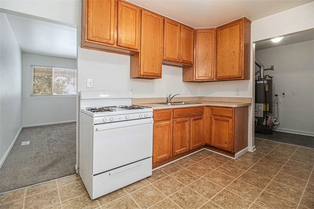 2886 Appleridge Street, Ypsilanti, MI 48198