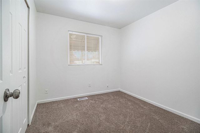 2886 Appleridge Street, Ypsilanti, MI 48198