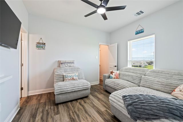 3920 2nd Street, Galveston, TX 77554