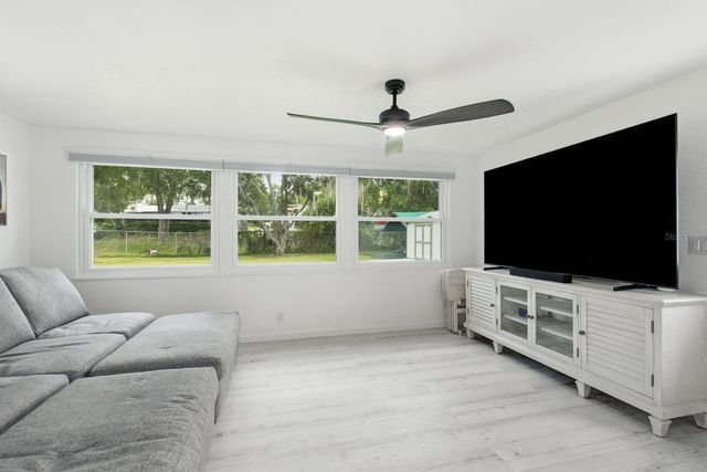601 SHORE DRIVE E, Oldsmar, FL 34677
