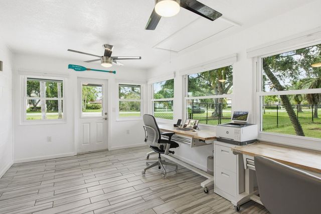 601 SHORE DRIVE E, Oldsmar, FL 34677