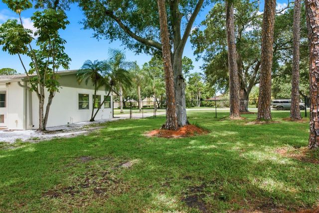 601 SHORE DRIVE E, Oldsmar, FL 34677