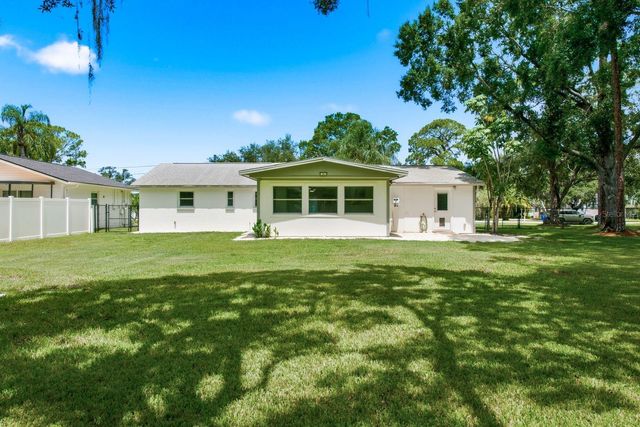 601 SHORE DRIVE E, Oldsmar, FL 34677