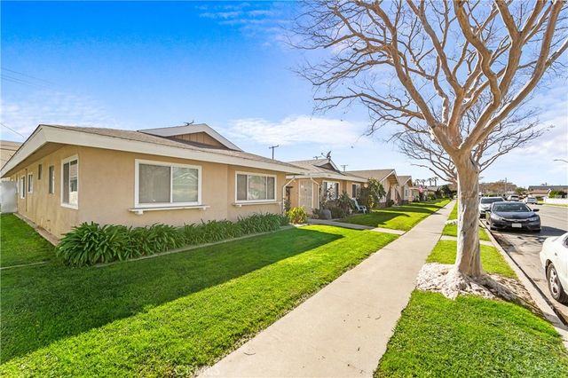 5932 Santa Barbara Avenue E B, Garden Grove, CA 92845