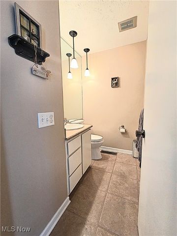 12960 Dell Ridge Court, Strongsville, OH 44149