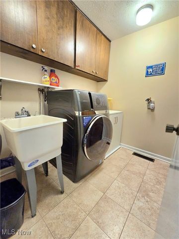 12960 Dell Ridge Court, Strongsville, OH 44149