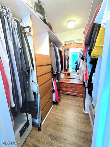 12960 Dell Ridge Court, Strongsville, OH 44149