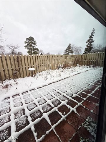 12960 Dell Ridge Court, Strongsville, OH 44149