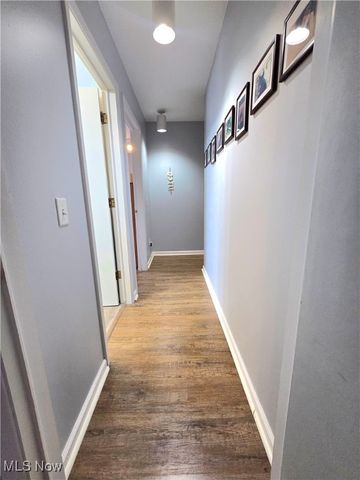 12960 Dell Ridge Court, Strongsville, OH 44149