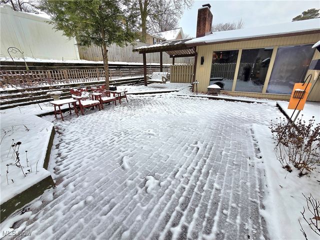 12960 Dell Ridge Court, Strongsville, OH 44149