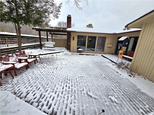 12960 Dell Ridge Court, Strongsville, OH 44149