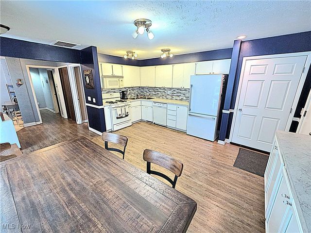 12960 Dell Ridge Court, Strongsville, OH 44149