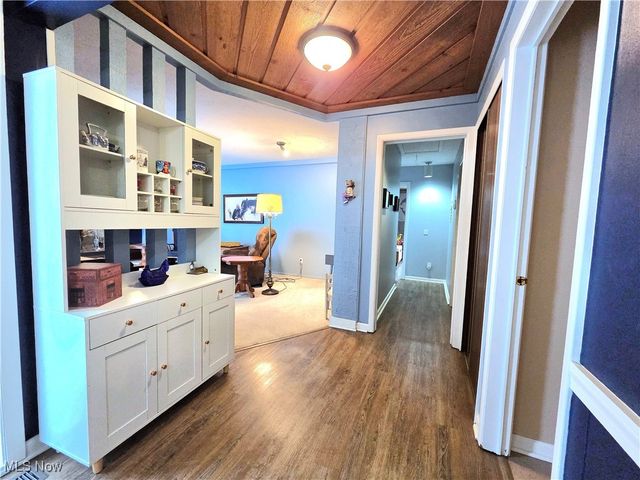 12960 Dell Ridge Court, Strongsville, OH 44149