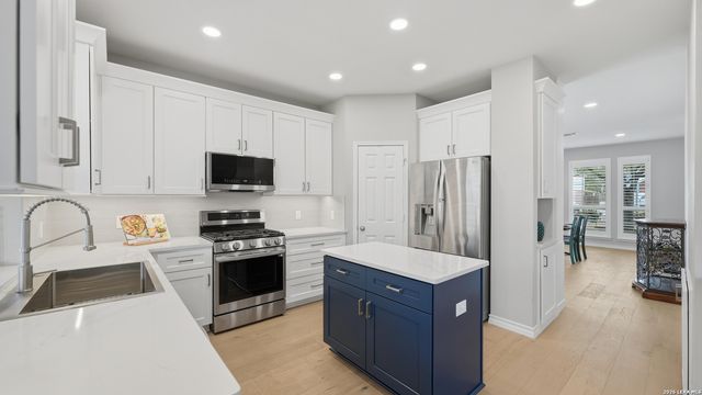 4729 Windy Ridge, Schertz, TX 78154