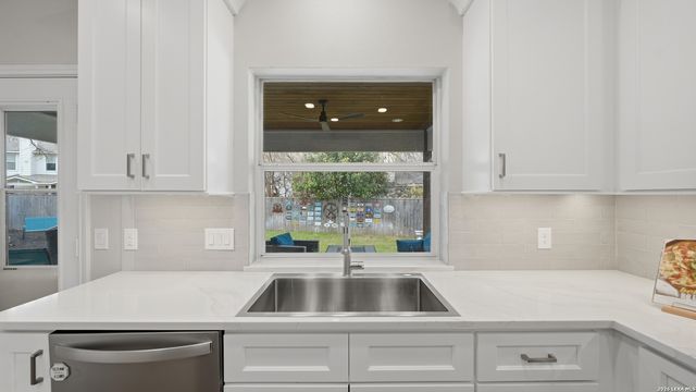 4729 Windy Ridge, Schertz, TX 78154