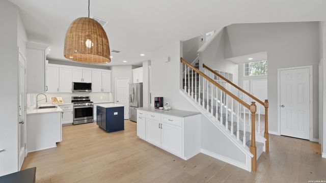 4729 Windy Ridge, Schertz, TX 78154