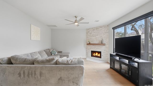 4729 Windy Ridge, Schertz, TX 78154