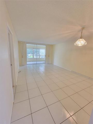 6000 NW 64th Avenue 205, Tamarac, FL 33319