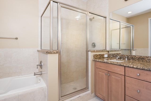 8221 NW 8th Way, Boca Raton, FL 33487