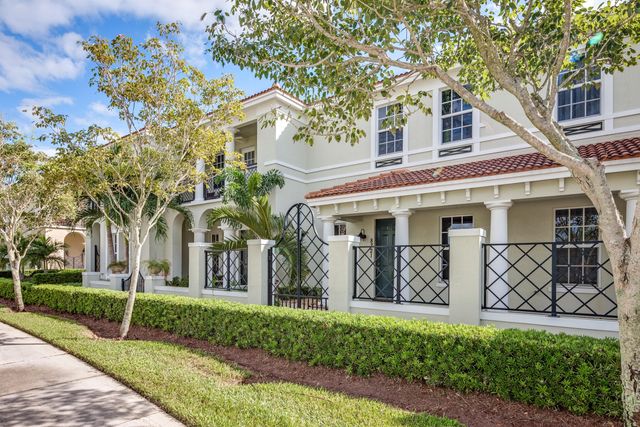 8221 NW 8th Way, Boca Raton, FL 33487