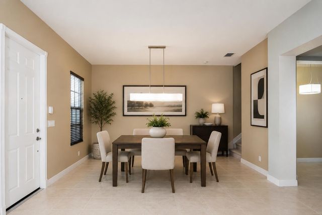8221 NW 8th Way, Boca Raton, FL 33487