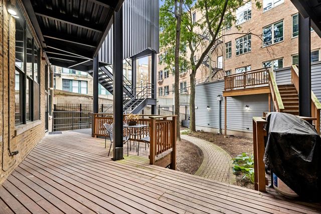 331 S Peoria Street 105, Chicago, IL 60607