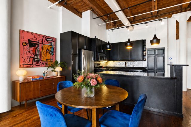 331 S Peoria Street 105, Chicago, IL 60607