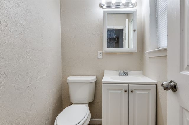 6544 Cinnamon Oaks Drive, Dallas, TX 75241